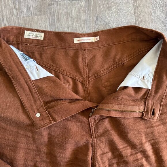 Levi's Premium High Rise Baggy Linen Blend Lightweight Women's Shorts | Size 29 - Picture 8 of 11